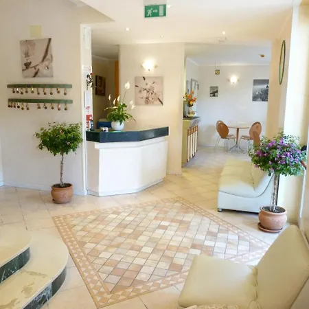 Hotel Monti-2